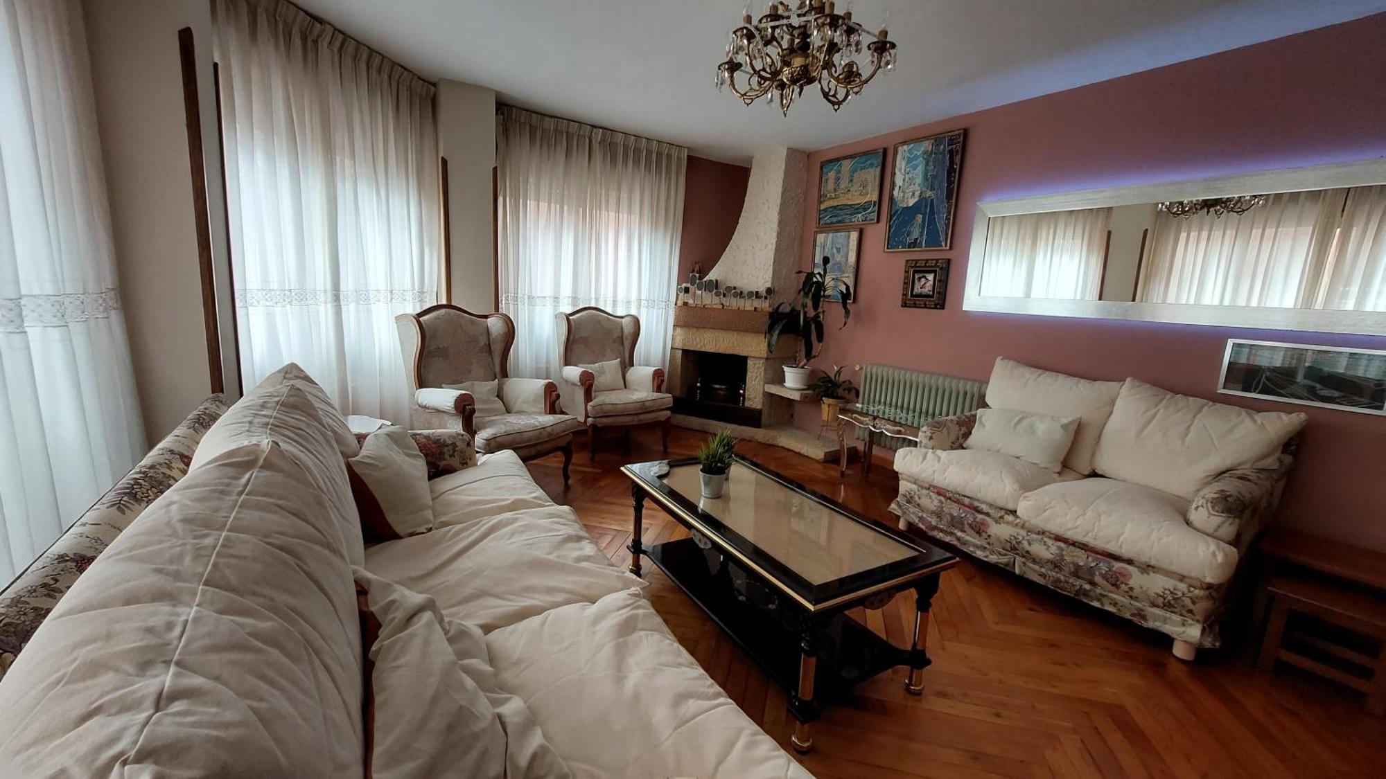 Villa Isabel 2 Llaves Arriondas Værelse billede
